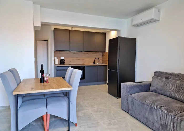 Apartments Zorica
